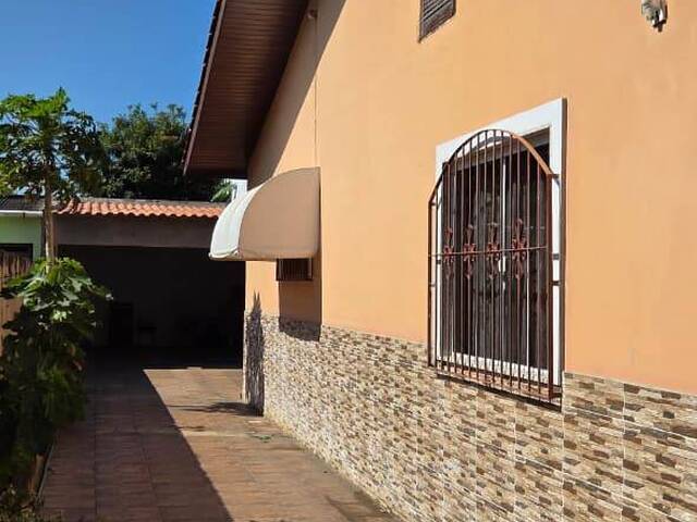 #123 - Casa para Venda em Campos dos Goytacazes - RJ - 2